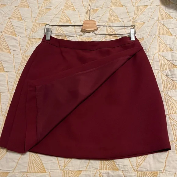 💌MUST GO Free shipping! Banana Republic Faux Wrap Skirt - Maroon - Size 4 - Picture 6 of 6